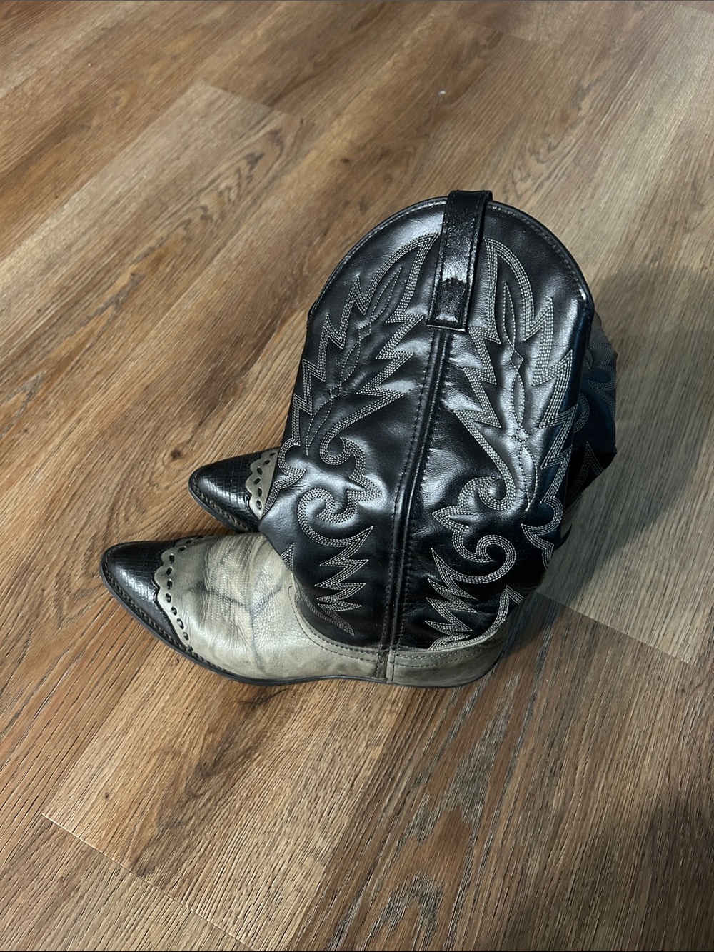 Laredo Two-Tone Western Lace-Up Boots in Black and Gray